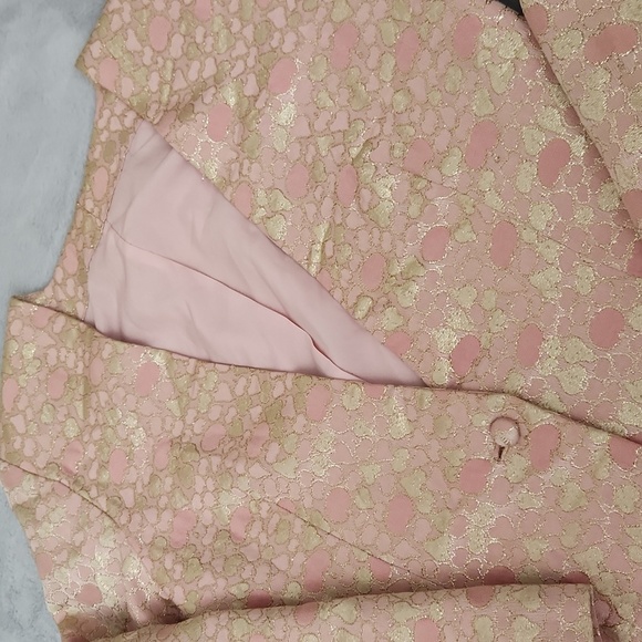 Pink blazer with no tag - Picture 10 of 10